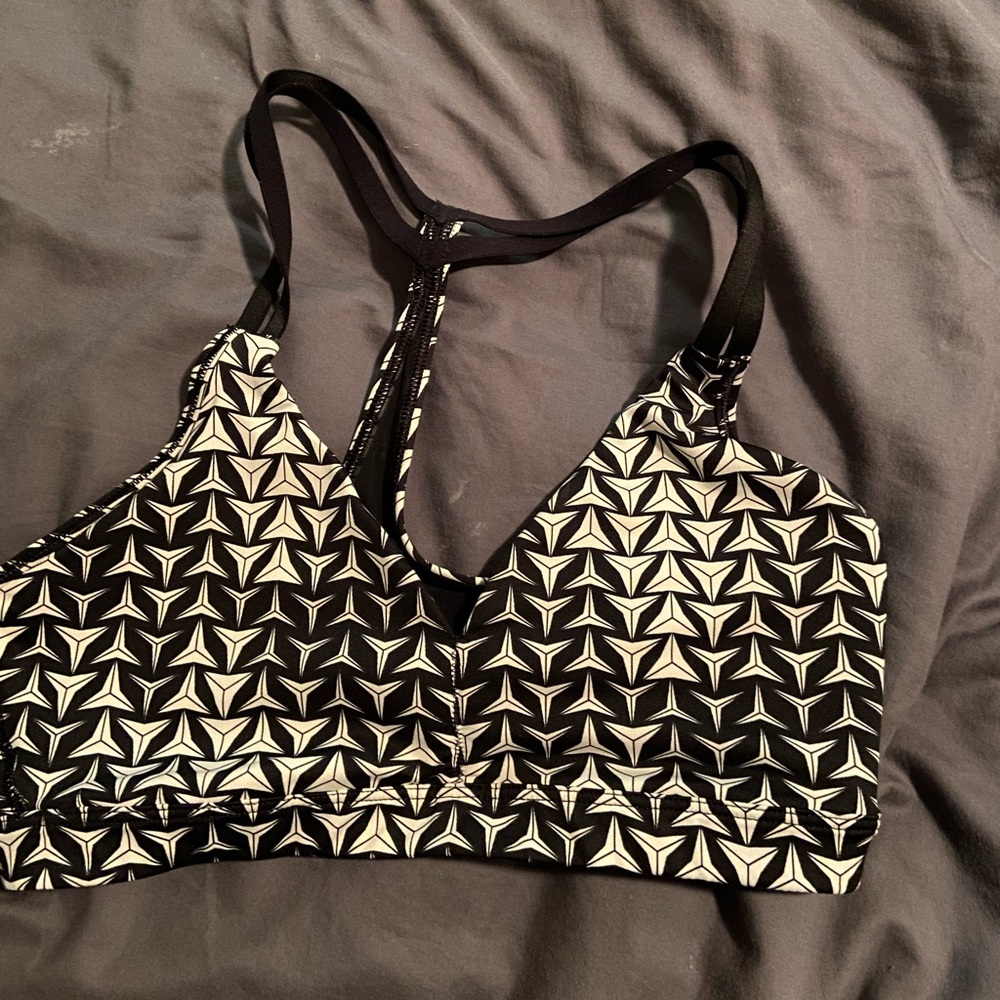 NWOT VS sports bra